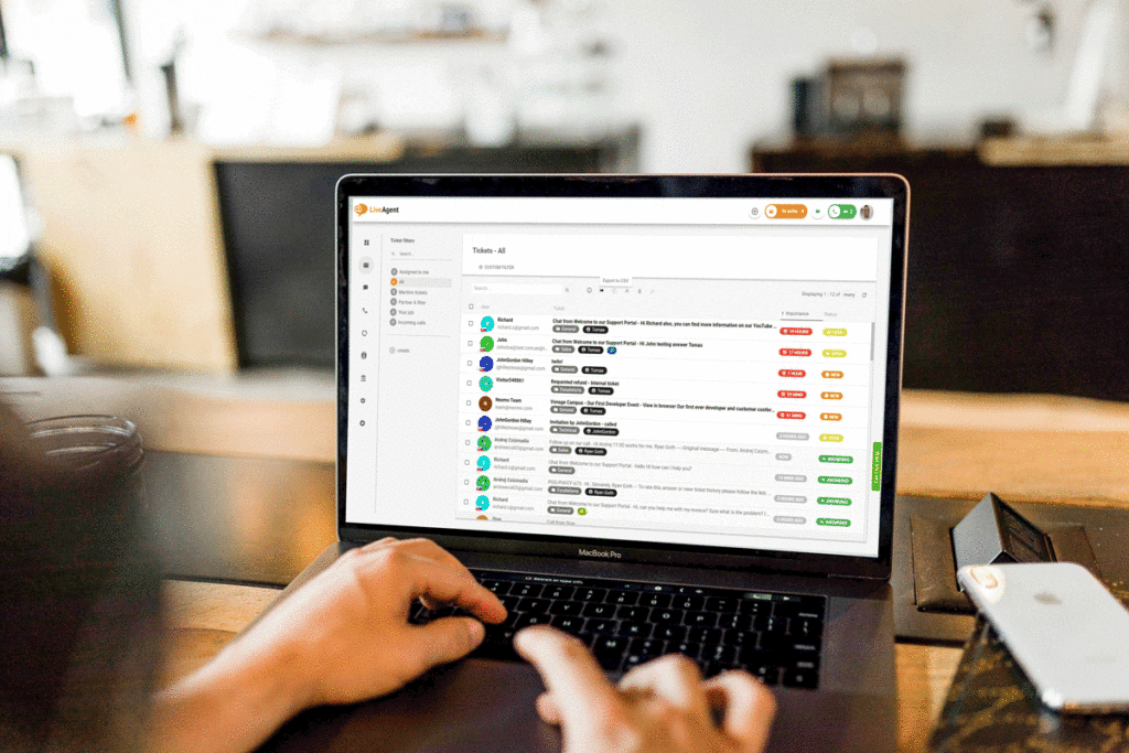 LiveAgent dashboard on monitor
